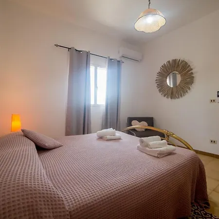 Dimora Il Fico D'india 펜션 *